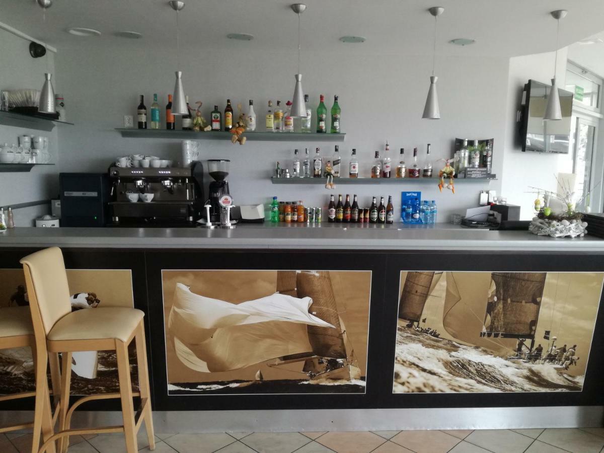 Domki Letniskowe Azs Galion Gdańsk Buitenkant foto